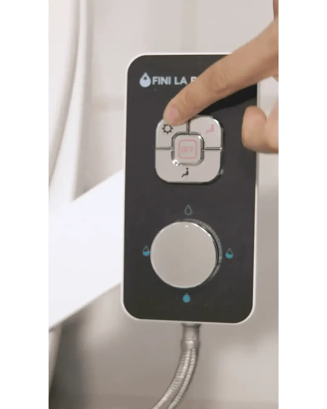 Attache-bidet Fini la Bouteille – Image 2